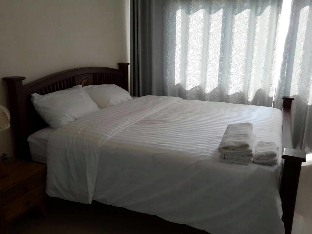 Farsai Homestay Lopburi Kültér fotó