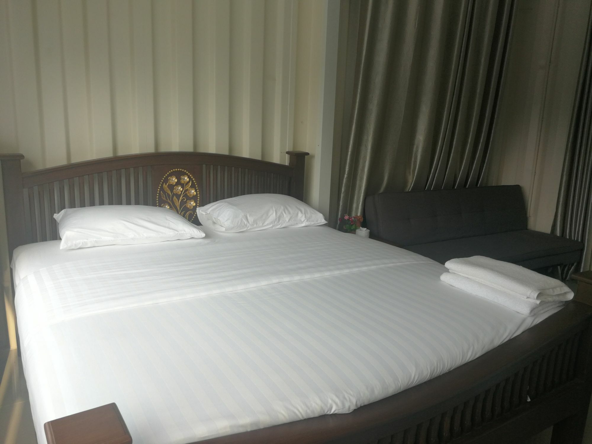 Farsai Homestay Lopburi Kültér fotó